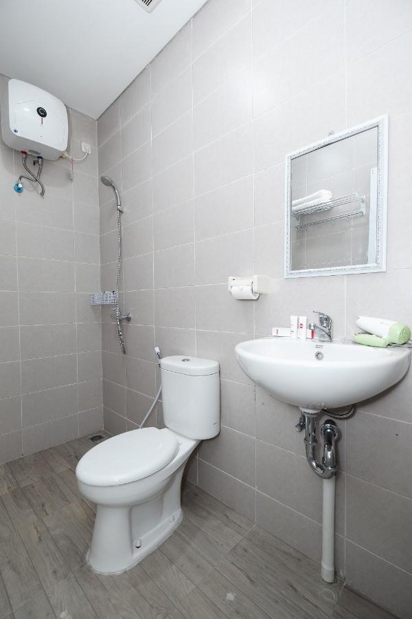 Oyo 2298 Jebres House Syariah Hotel Surakarta  Ngoại thất bức ảnh